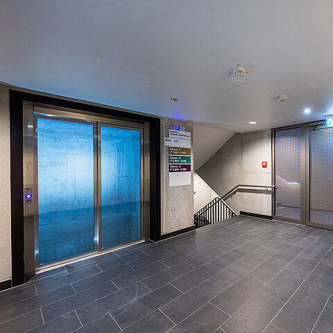 Aufzug Hofbräuhaus Parkgarage Aufzug