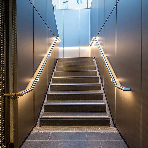 Beleuchtetes Treppenhaus Hofbräuhaus Parkgarage Beleuchtetes Treppenhaus